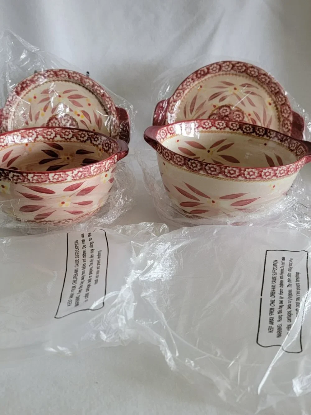 Temptations Cranberry 2 NEW Nesting Bowls Ceramic Trivet Lid-It Lids & Covers